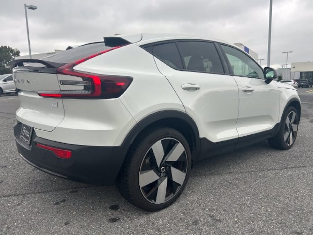 Certified 2023 Volvo C40 Recharge Pure Electric Twin Ultimate SUV