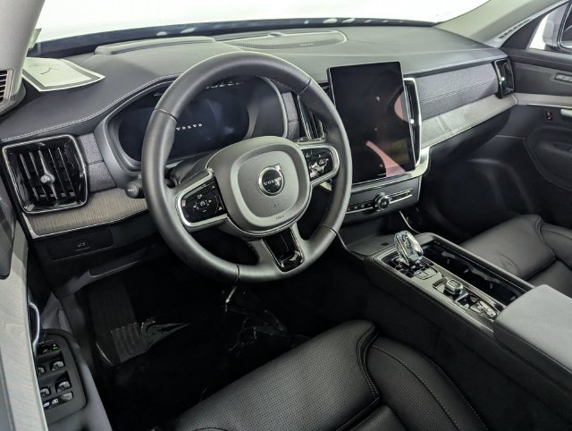 2026 Volvo XC90 Ultra - Photo 11