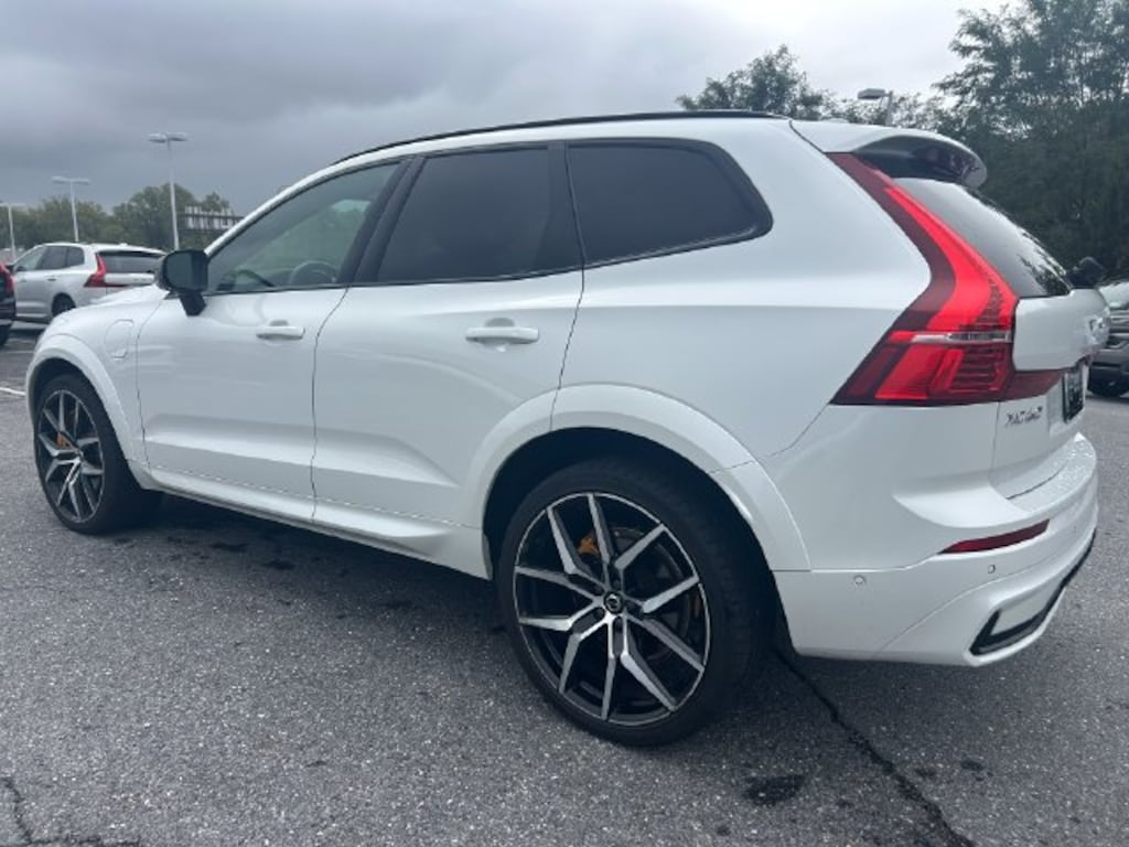 Certified 2024 Volvo XC60 plug-in hybrid T8 Polestar Engineered SUV
