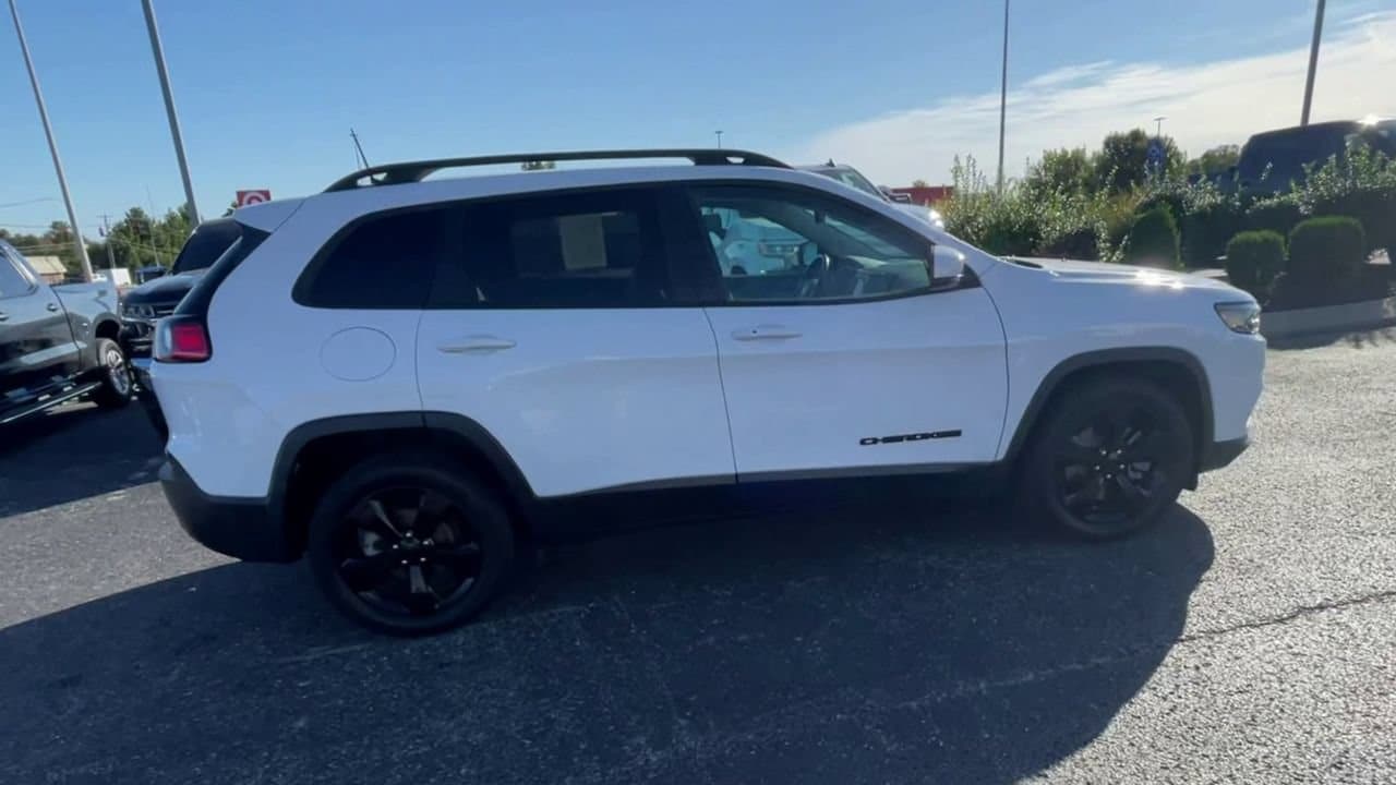 Used 2020 Jeep Cherokee Altitude with VIN 1C4PJLLB1LD560875 for sale in Elizabethtown, KY