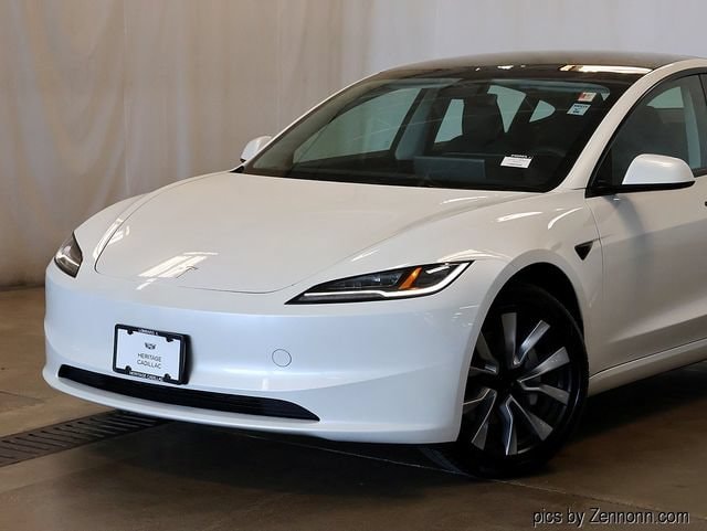 Used 2025 Tesla Model 3 Long Range with VIN 5YJ3E1EA1SF009932 for sale in Lombard, IL