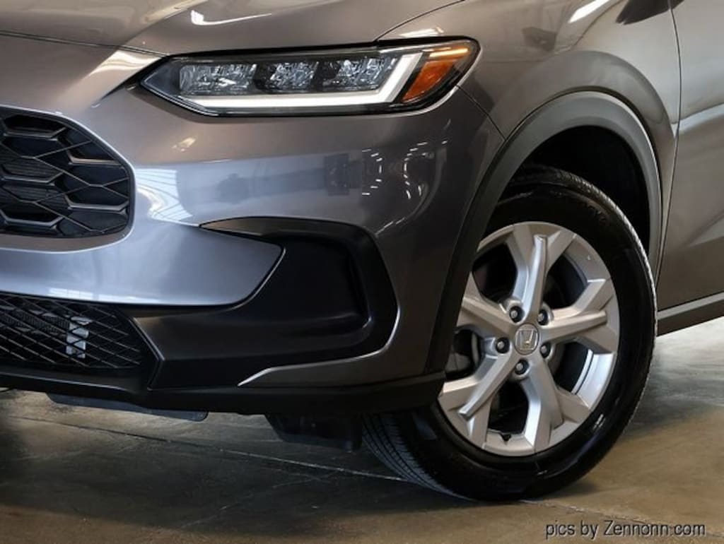 Used 2025 Honda HR-V LX
