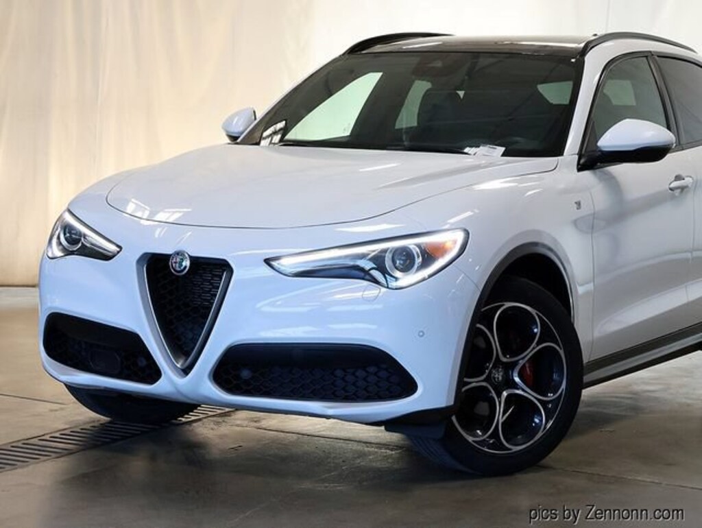 Used 2023 Alfa Romeo Stelvio Ti