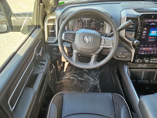 2026 RAM 3500 Laramie - Photo 8