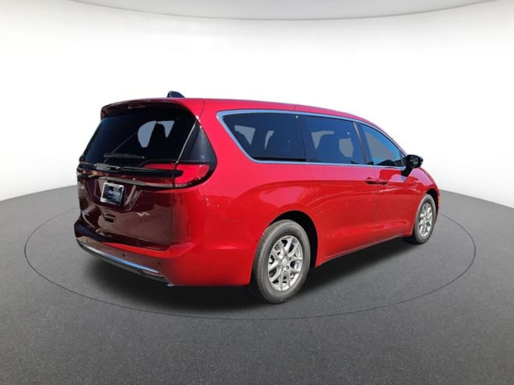 New 2027 Chrysler Pacifica Select Passenger Van