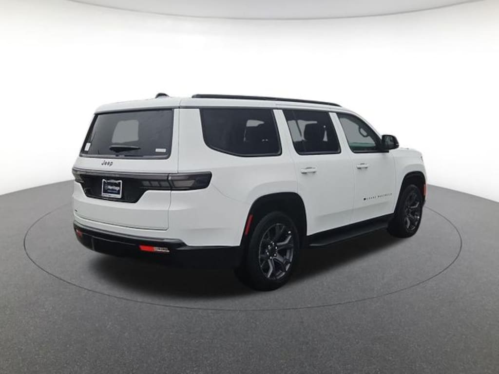 New 2026 Jeep Grand Wagoneer Limited Sport Utility