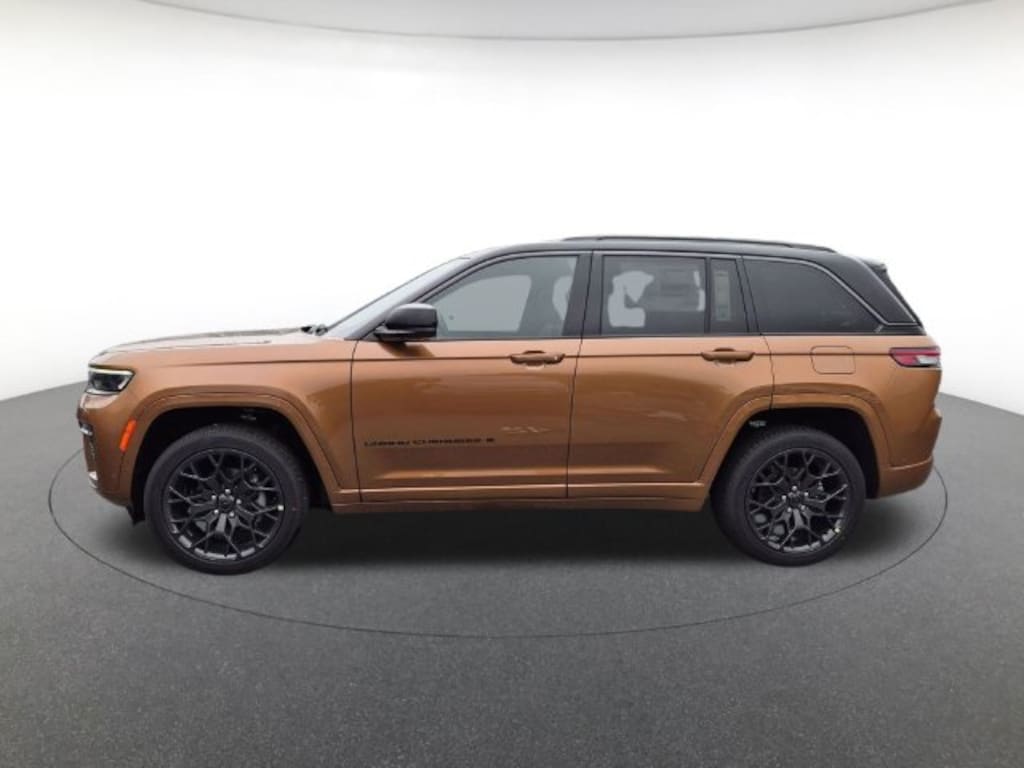 New 2027 Jeep Grand Cherokee Summit Sport Utility