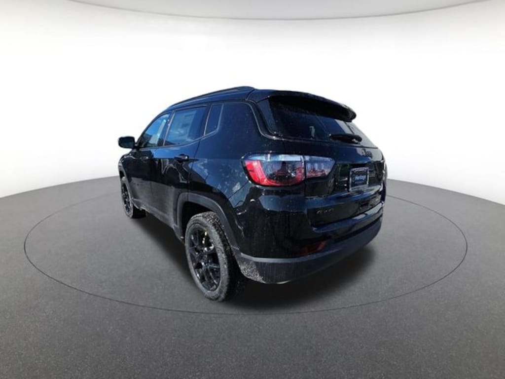 New 2026 Jeep Compass Latitude Sport Utility