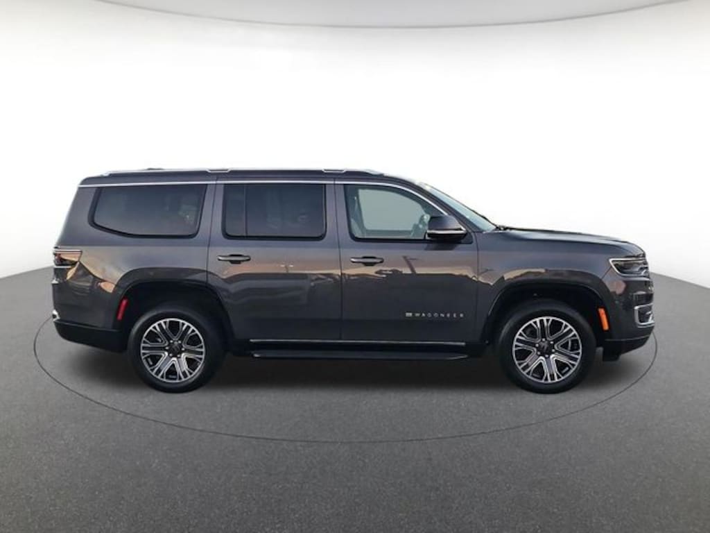 Used 2025 Jeep Wagoneer Series II SUV