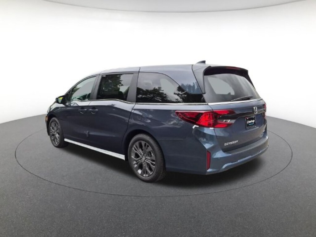 New 2027 Honda Odyssey Touring Minivan/Van