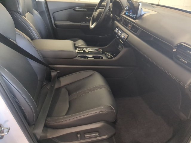 2023 Honda Pilot Touring - Photo 21