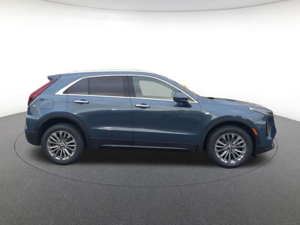 Used 2025 Cadillac XT4 Premium Luxury SUV