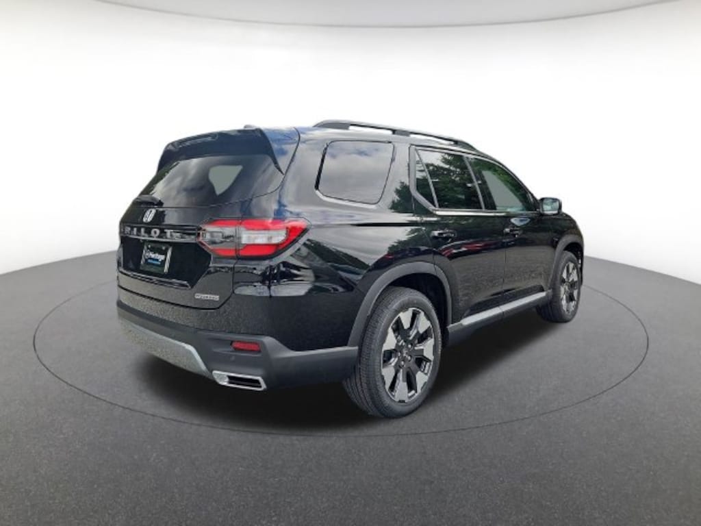 New 2026 Honda Pilot Touring SUV