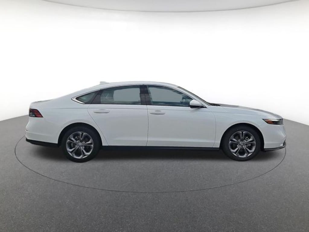 Used 2024 Honda Accord EX Sedan