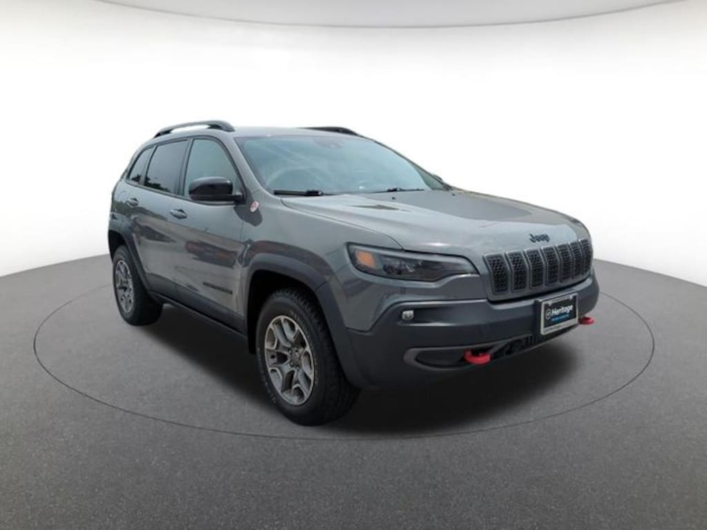 Used 2023 Jeep Cherokee Trailhawk SUV