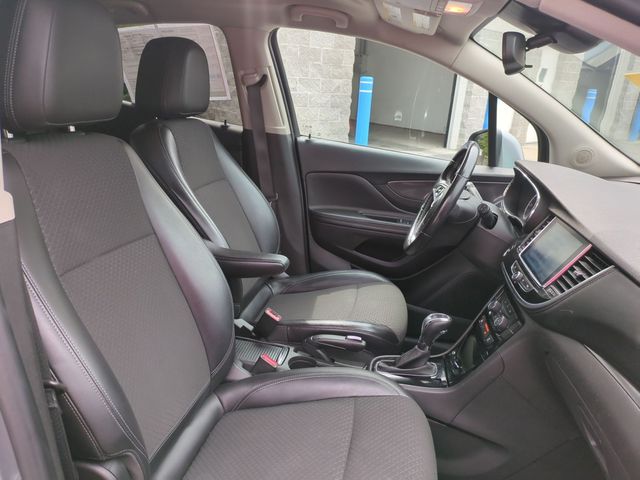 Photo 19