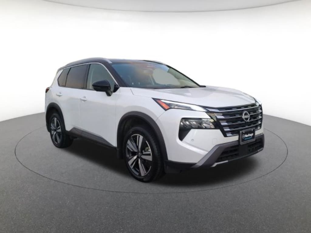 Used 2024 Nissan Rogue SL SUV