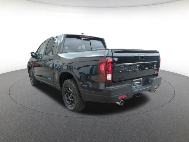 2026 Honda Ridgeline TrailSport - Photo 3