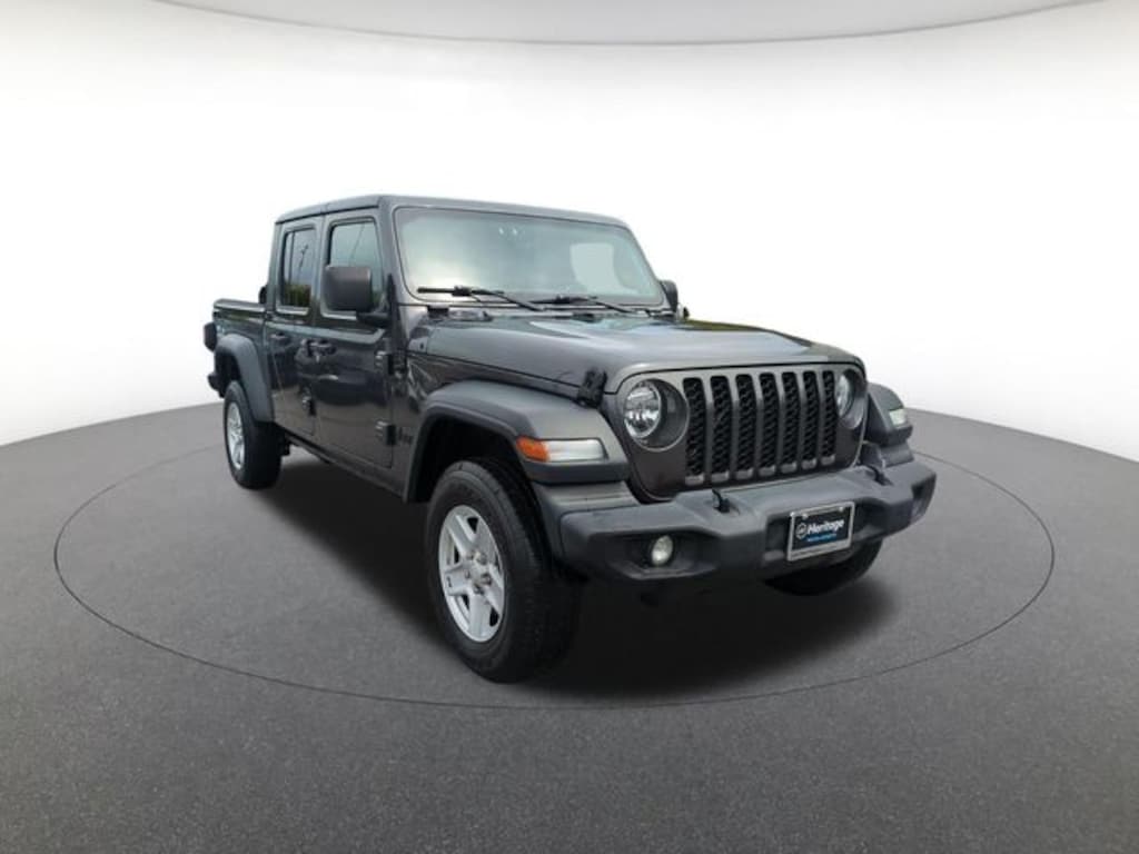 Used 2020 Jeep Gladiator Sport Truck