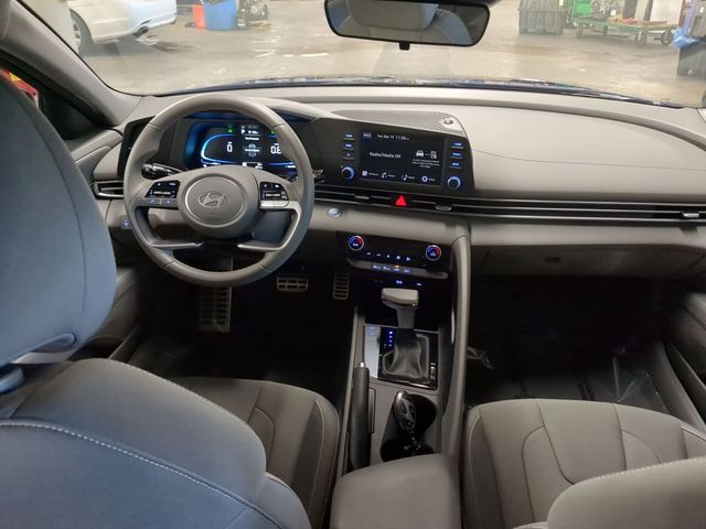 2026 Hyundai Elantra SEL Sport - Photo 13