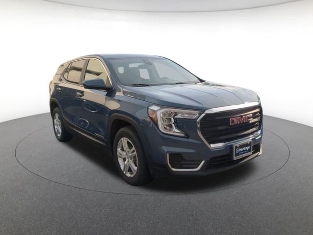 Used 2024 GMC Terrain SLE SUV