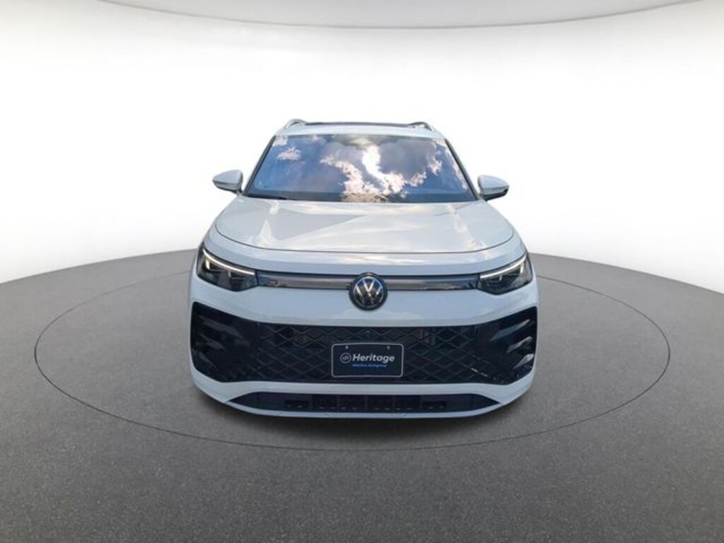 Used 2026 Volkswagen Tiguan SEL R-Line Turbo SUV