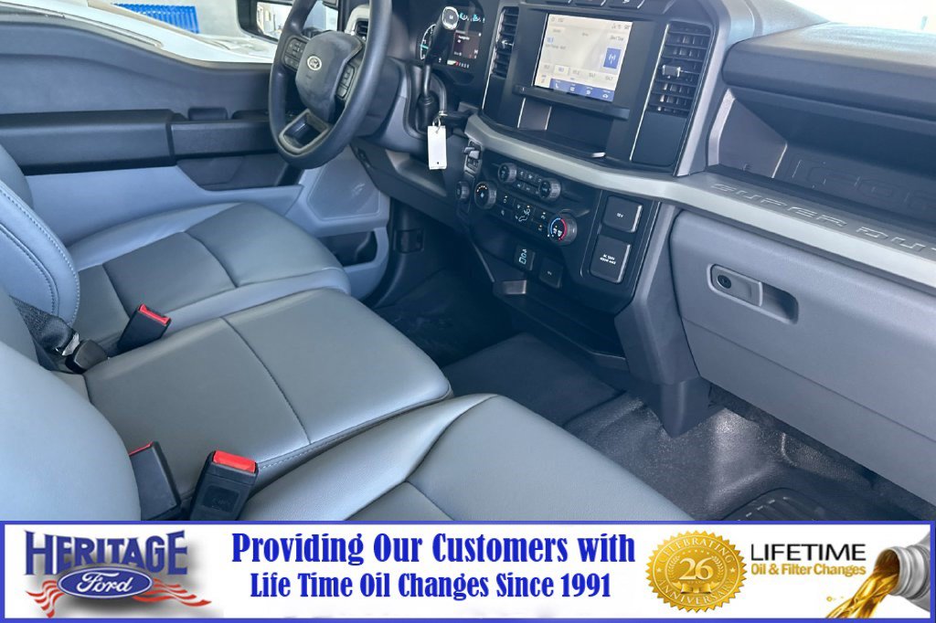 2024 Ford F-450 Super Duty Chassis Cab XL - Photo 12