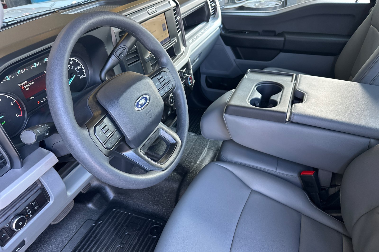 2026 Ford F-250 Super Duty XL - Photo 8
