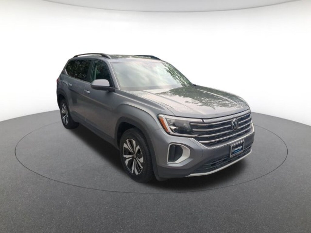Used 2025 Volkswagen Atlas 2.0T SE SUV