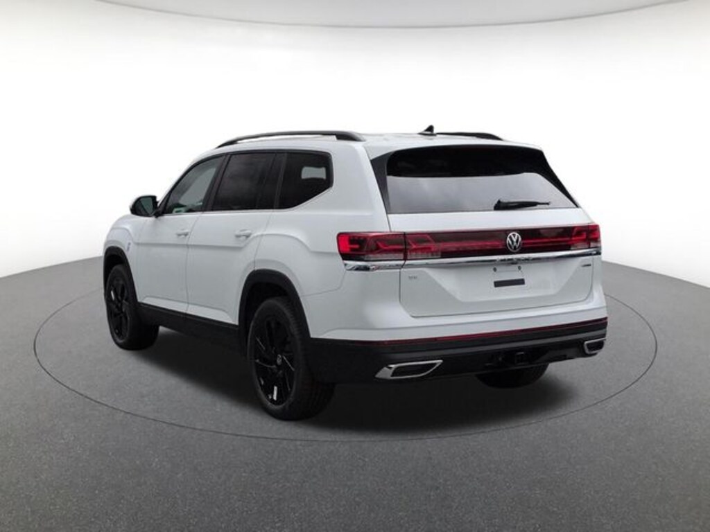 New 2026 Volkswagen Atlas SE w/Technology SUV