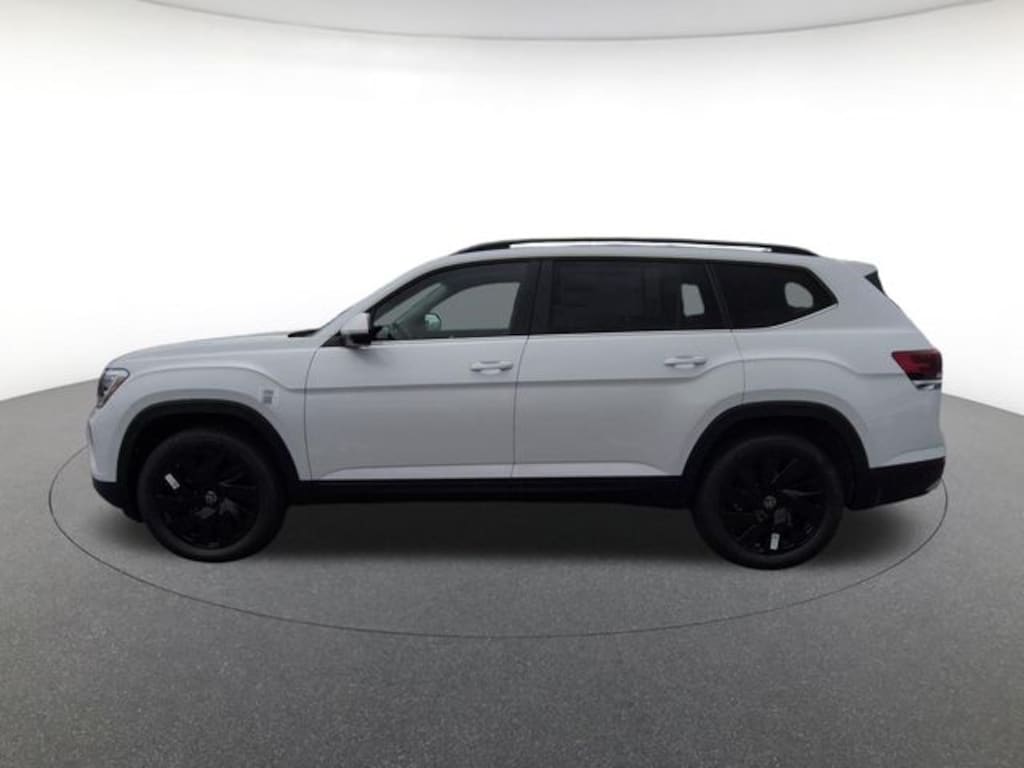 New 2026 Volkswagen Atlas SE w/Technology SUV