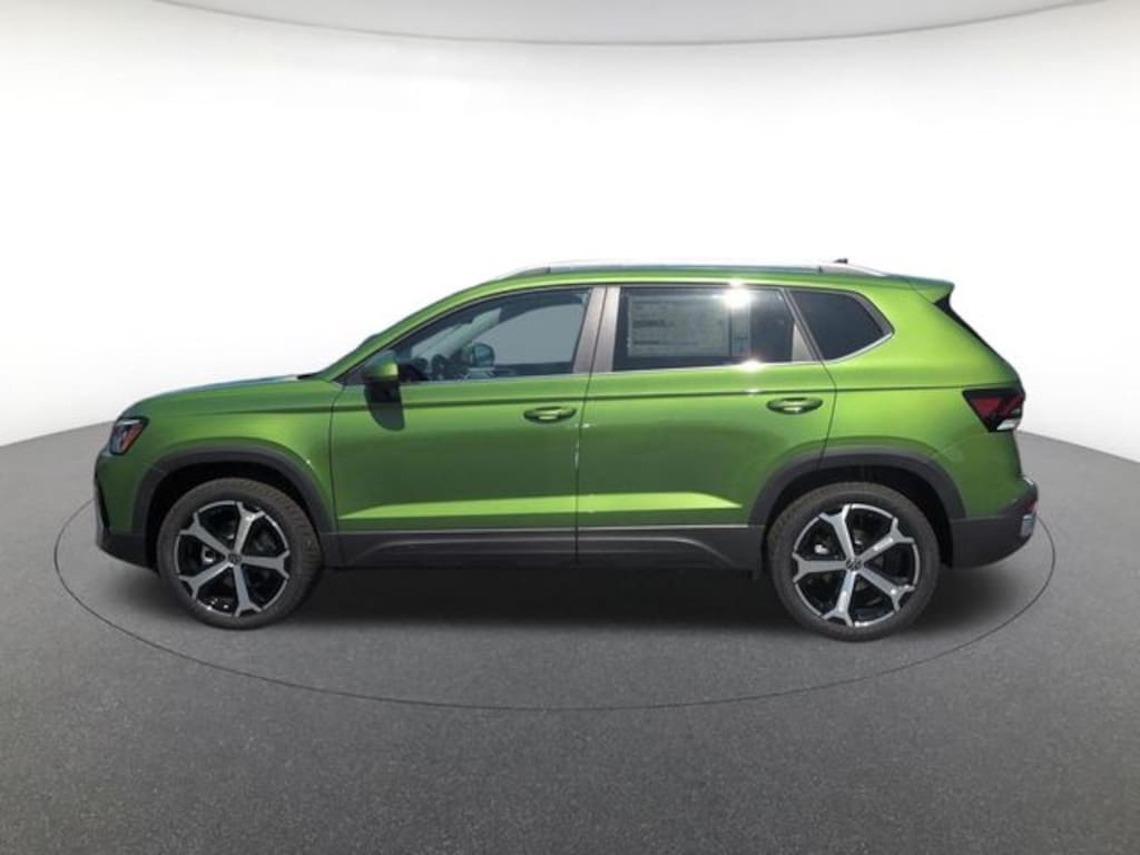 New 2026 Volkswagen Taos 1.5T SEL SUV