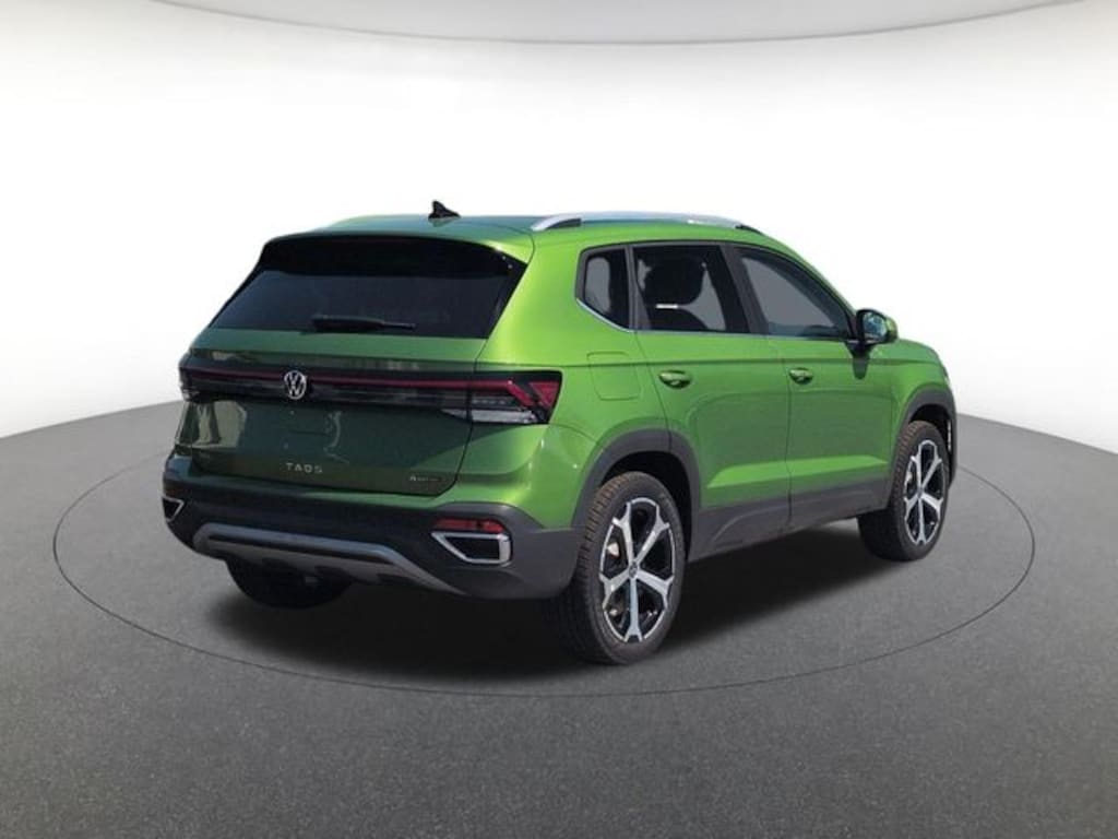 New 2026 Volkswagen Taos 1.5T SEL SUV