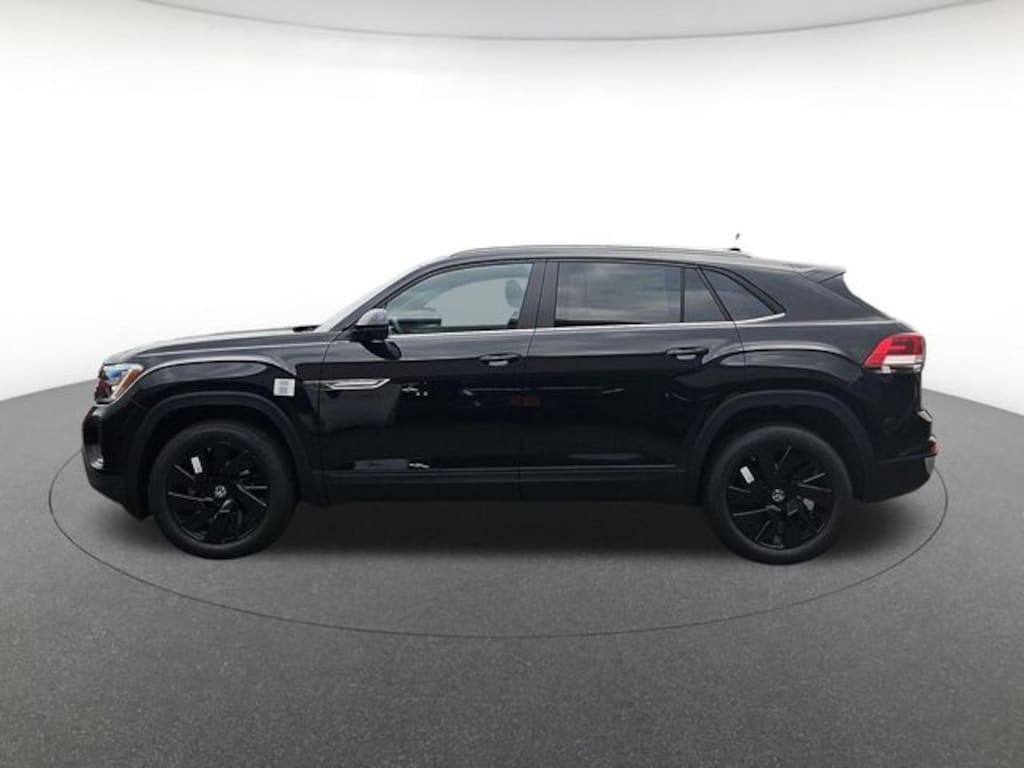 New 2026 Volkswagen Atlas Cross Sport SE w/Technology SUV