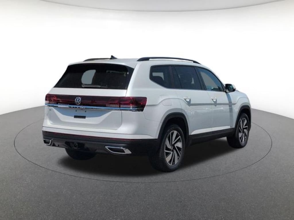 New 2026 Volkswagen Atlas SE w/Technology SUV
