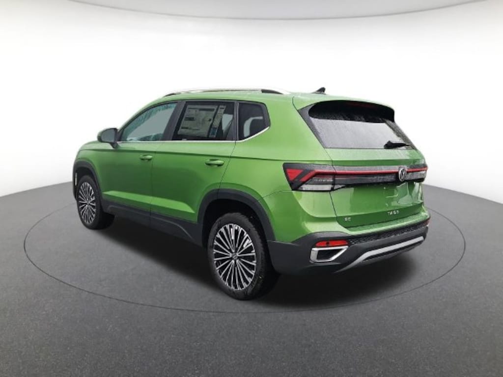 New 2027 Volkswagen Taos 1.5T SE SUV