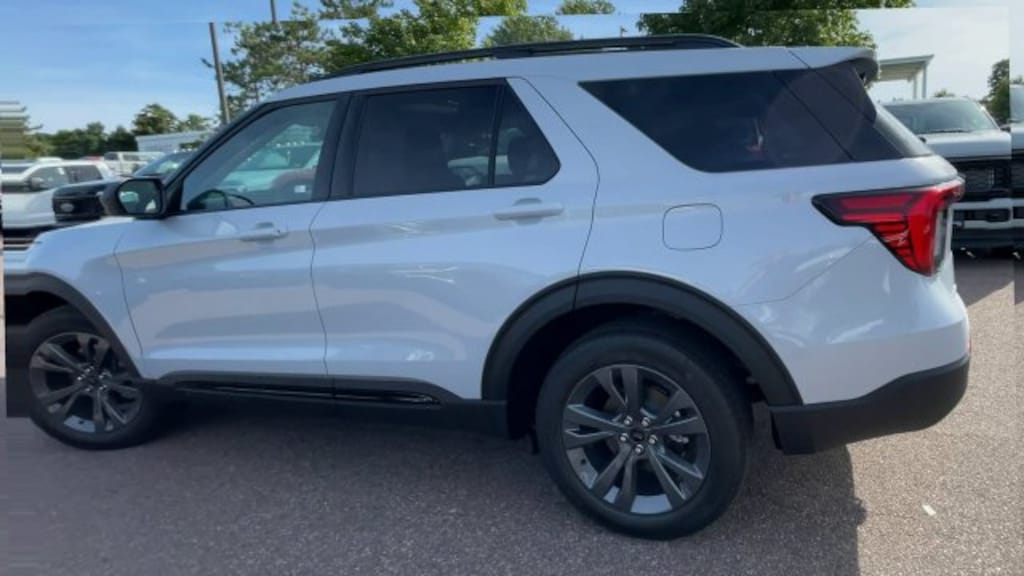 New 2026 Ford Explorer Active SUV