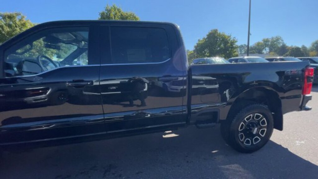 New 2027 Ford Super Duty F-250® Platinum® Truck