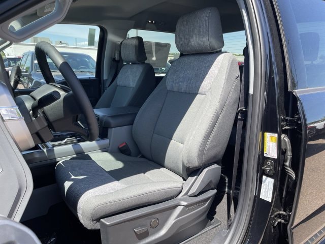 2026 Ford F-250 Super Duty XLT - Photo 6