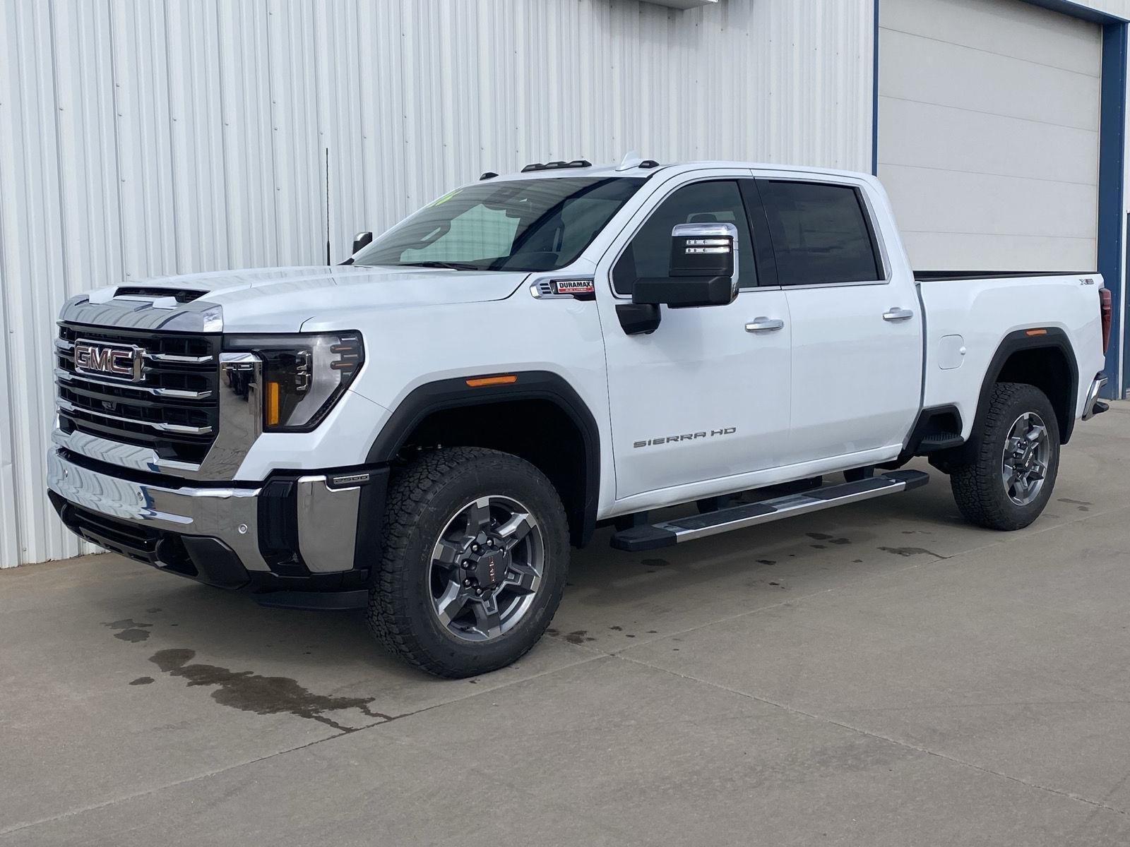 2026 GMC Sierra 2500HD SLT