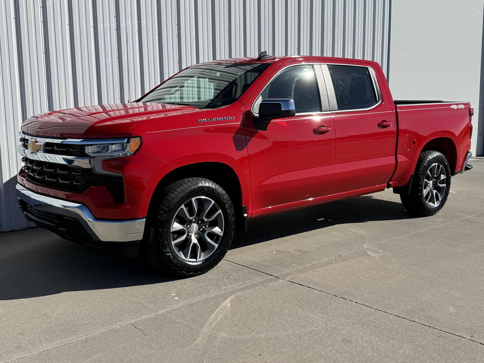 2024 Chevrolet Silverado 1500 LT