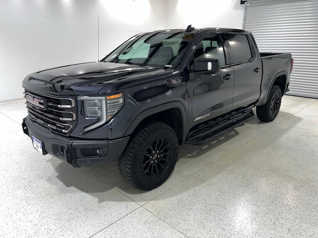 2023 GMC Sierra 1500 AT4X