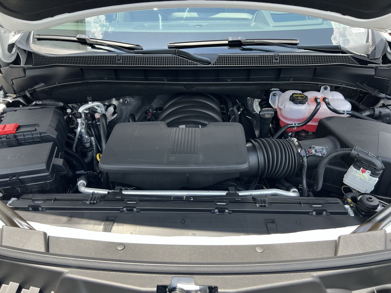 2025 Chevrolet Suburban Premier - Photo 63