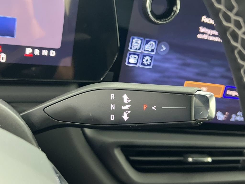 2025 Chevrolet Silverado EV LT - Photo 14