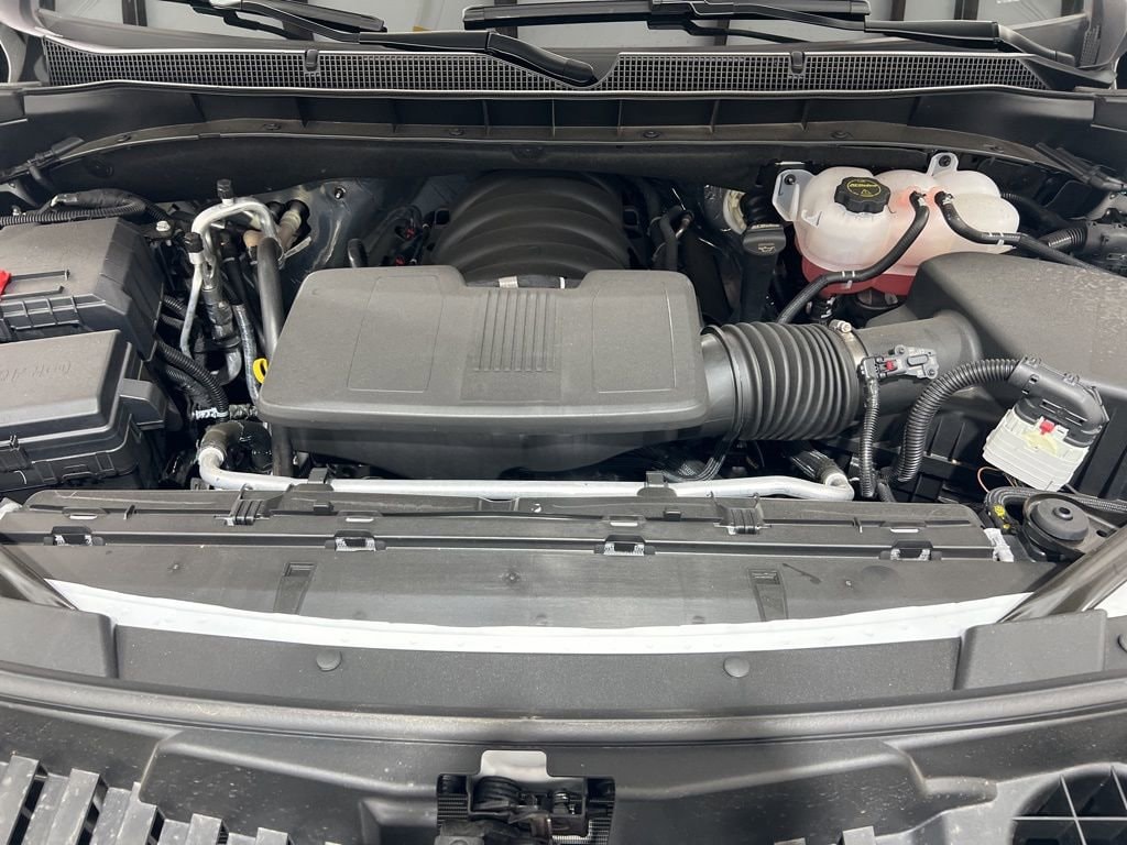 2025 Chevrolet Suburban Premier - Photo 28