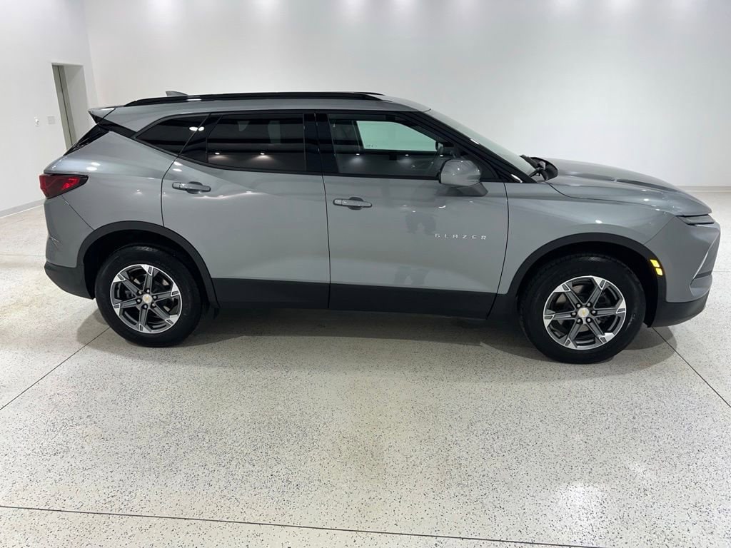 2023 Chevrolet Blazer 2LT - Photo 6