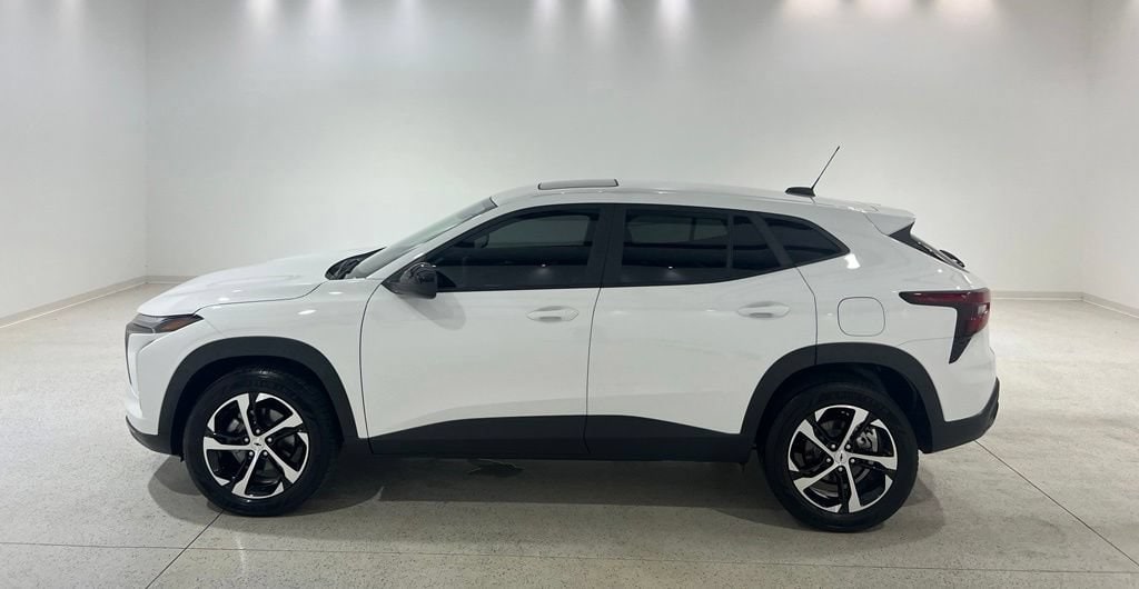 Used 2025 Chevrolet Trax 1RS SUV