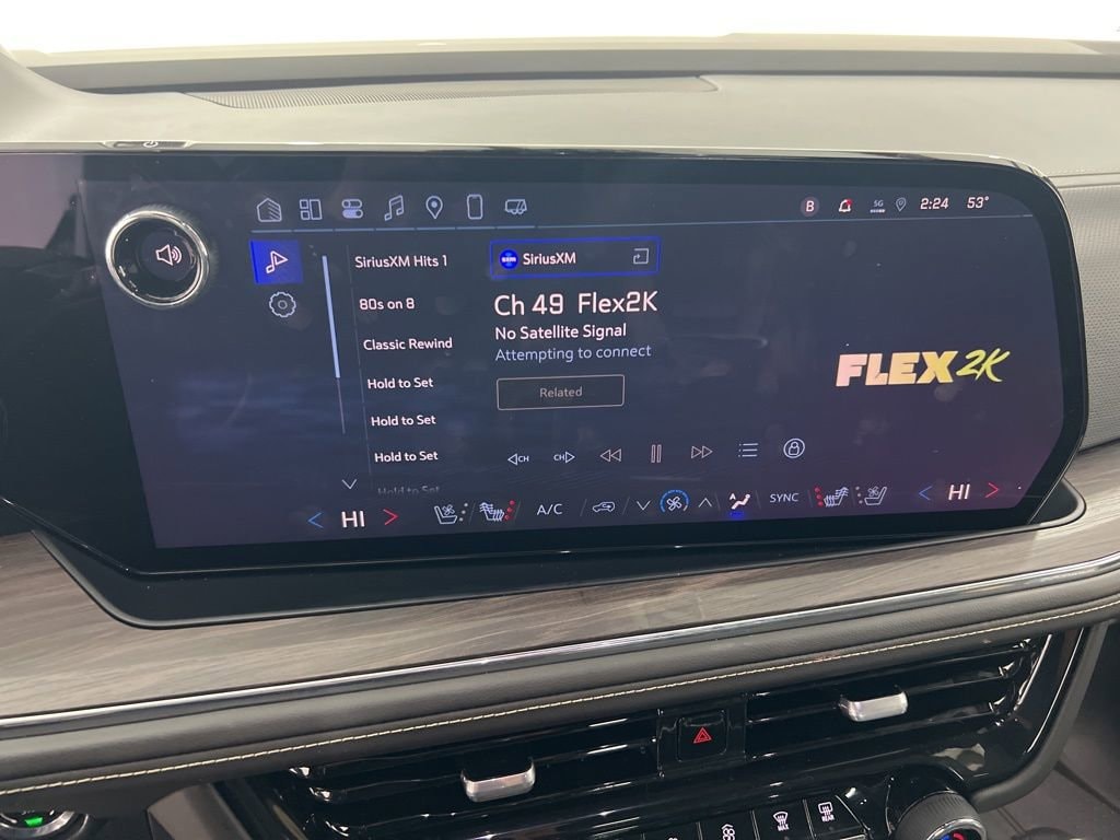 2025 Chevrolet Suburban Premier - Photo 12