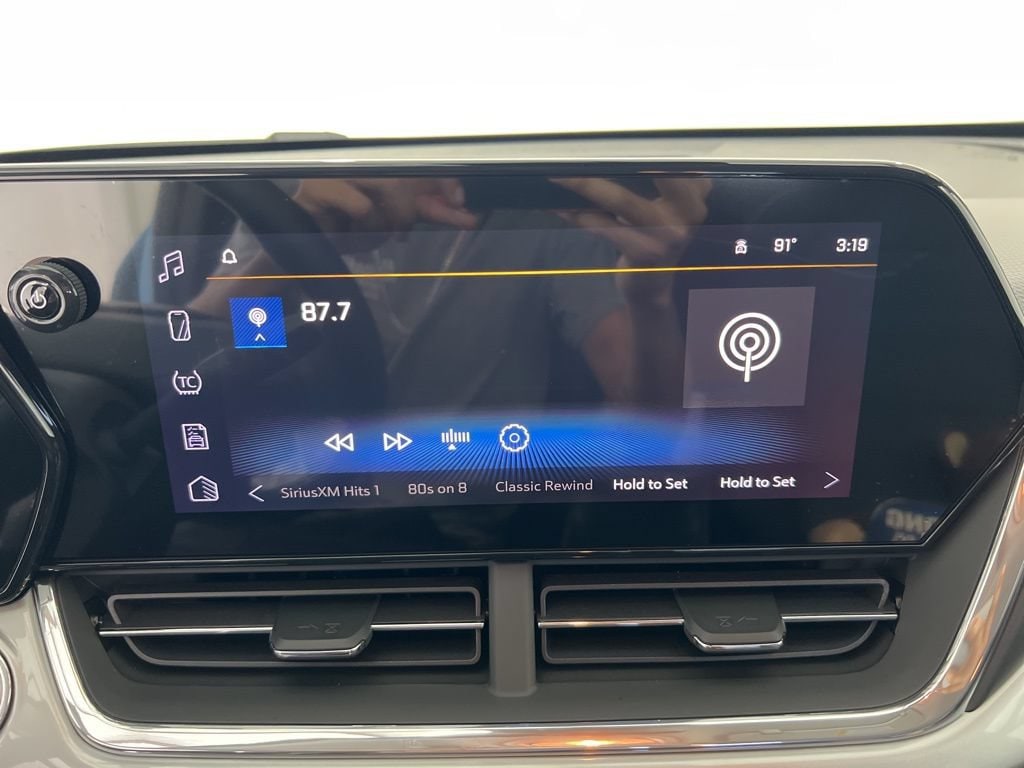 2026 Chevrolet Trax LT - Photo 12