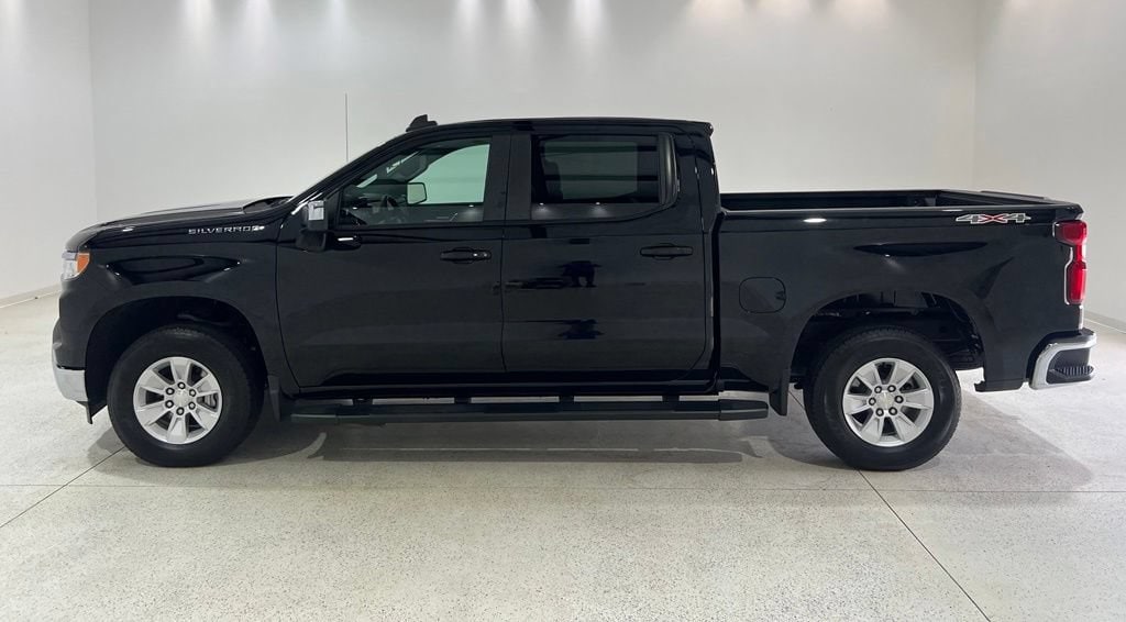 Used 2024 Chevrolet Silverado 1500 LT w/1LT Truck Crew Cab